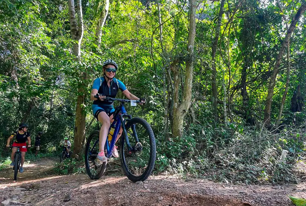 E-Bike & Kayaking Tonle Sap Tour